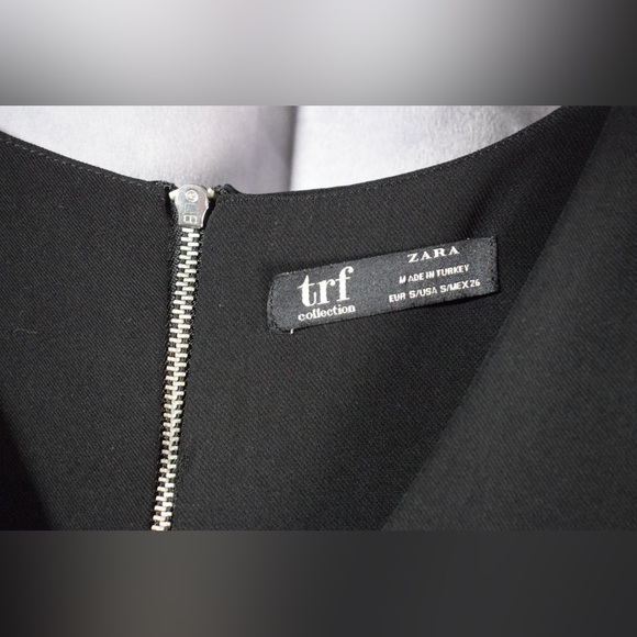 Zara trf collection Black V Neck Short Sleeve Back Zip Detail Smart Dress Size S - Picture 3 of 4